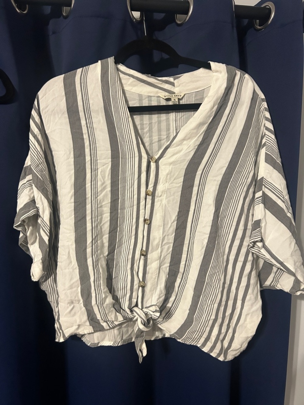 Style Envy Vertical Stripe Tie-Front Button Blouse - White & Gray